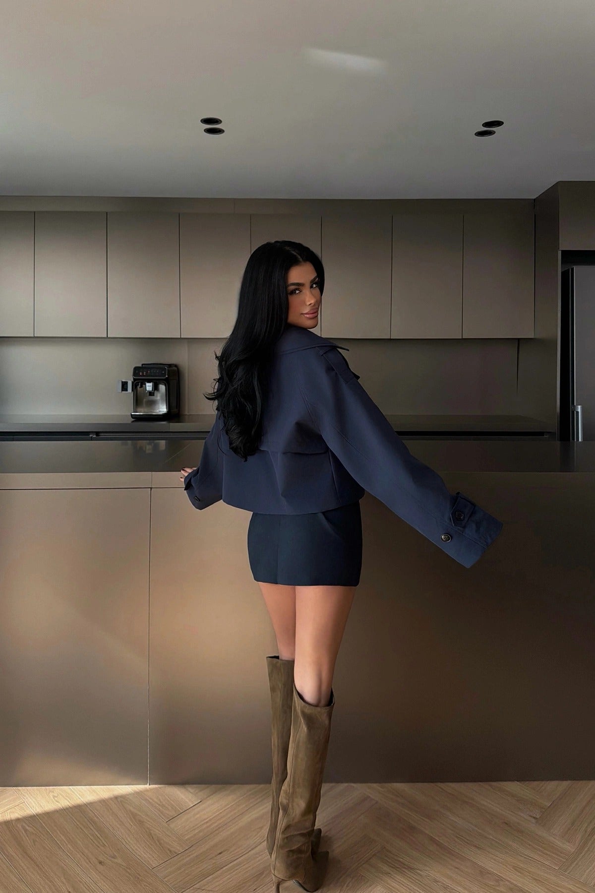 SARAH - CHAQUETA GABARDINA CORTA AZUL MARINO