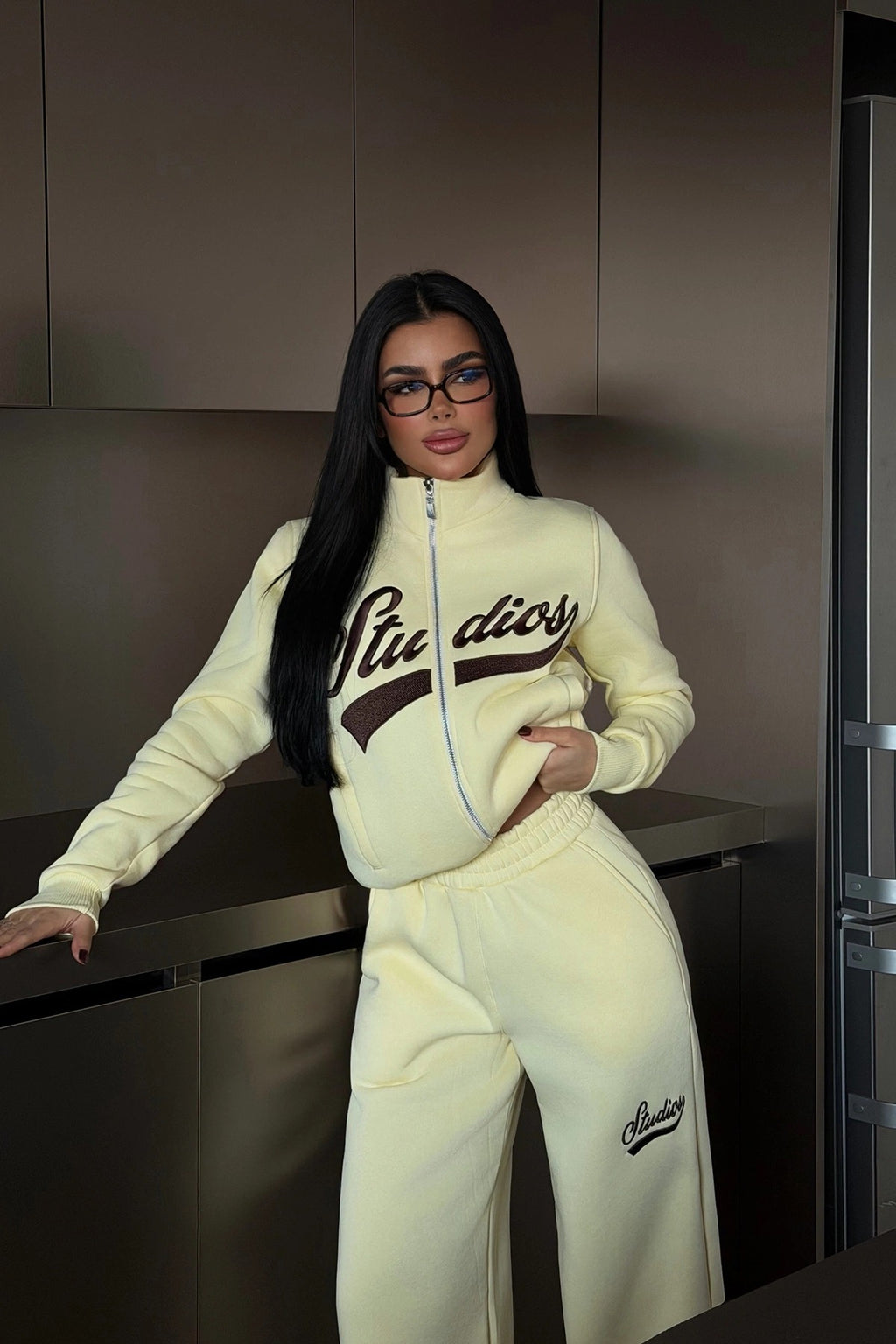 VALENTINA - SET CHANDAL RETRO AMARILLO