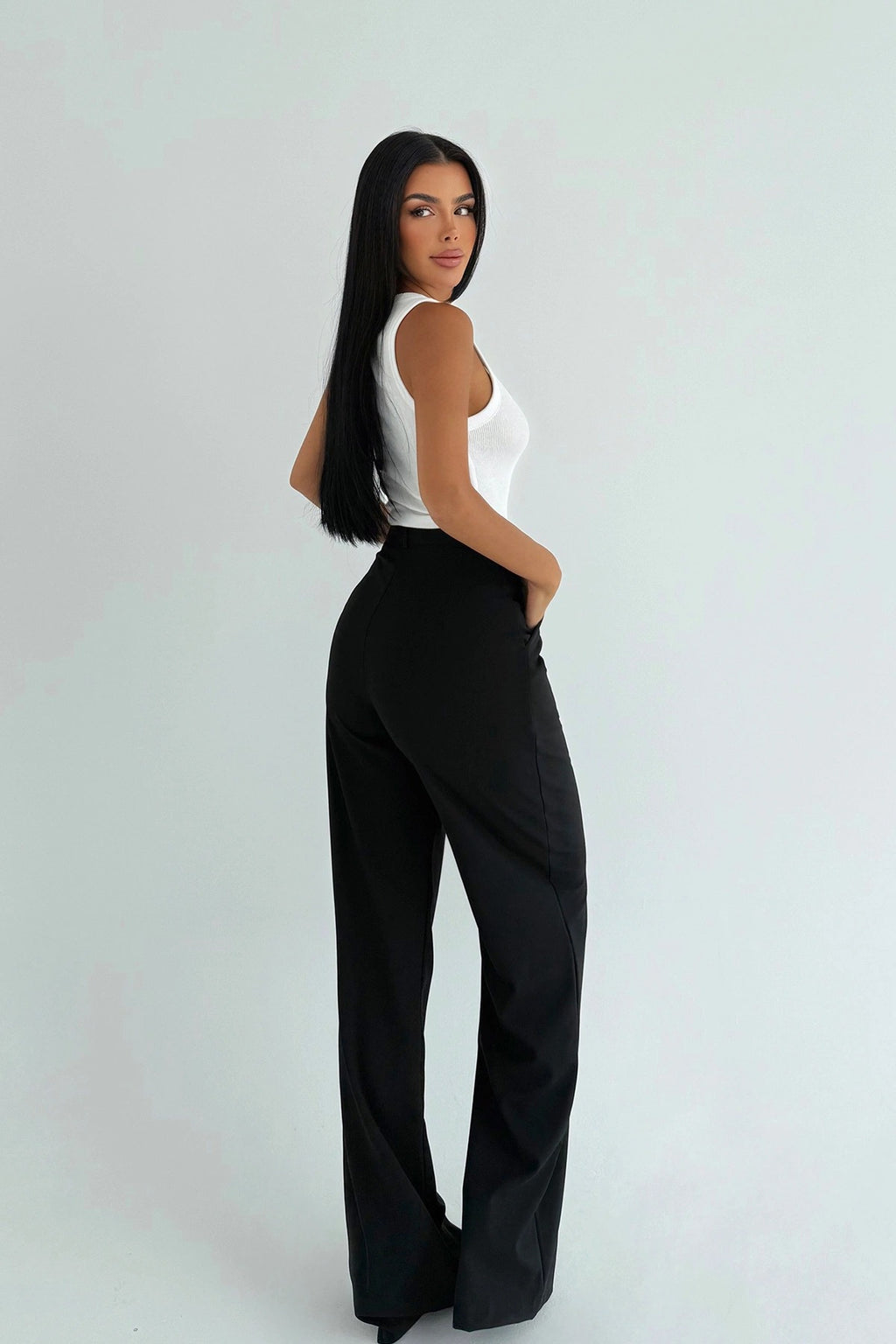 NOEMI - PANTALONES DE PINZA NEGROS