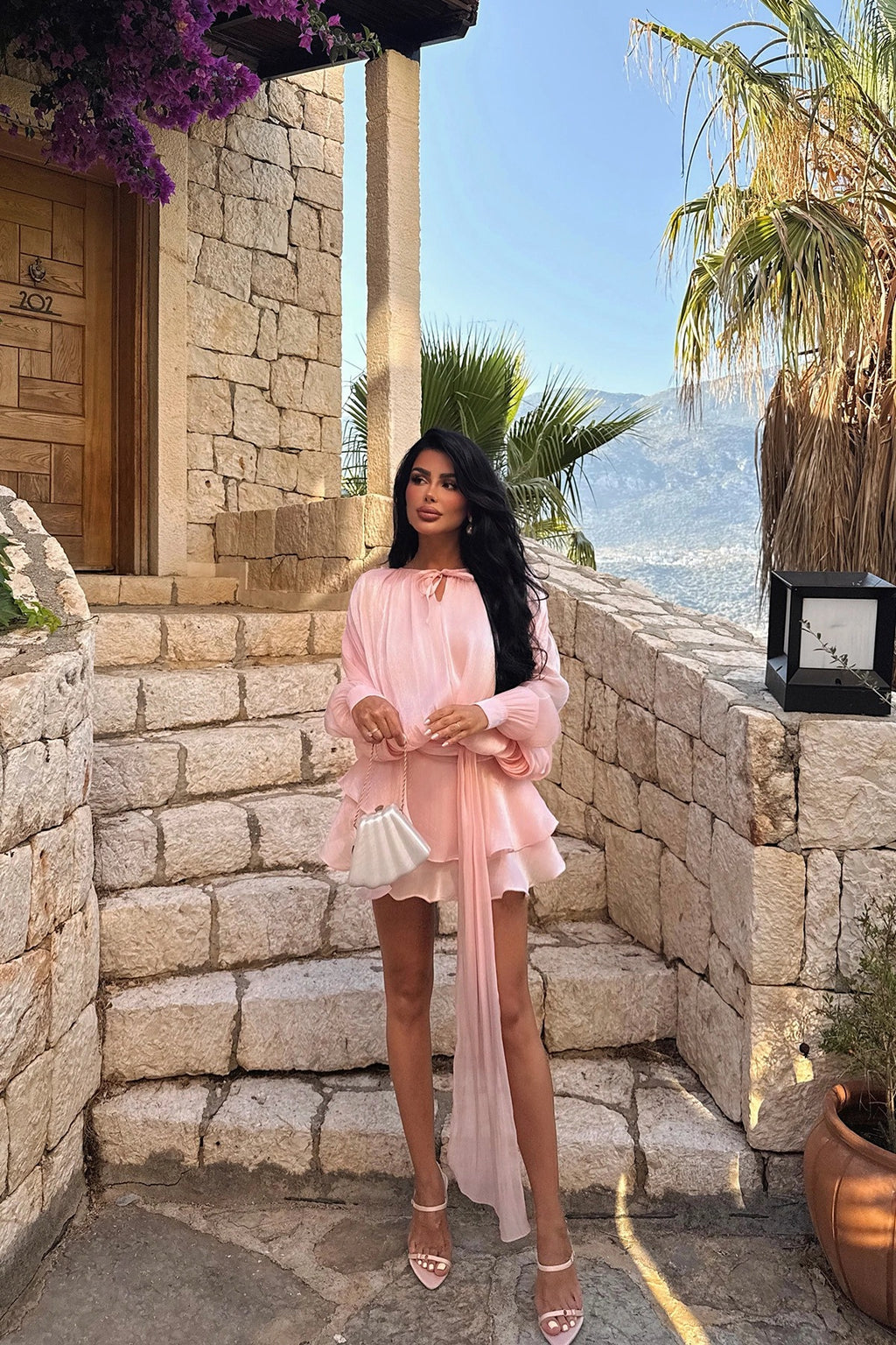 AMINA - VESTIDO MINI SATINADO ROSA