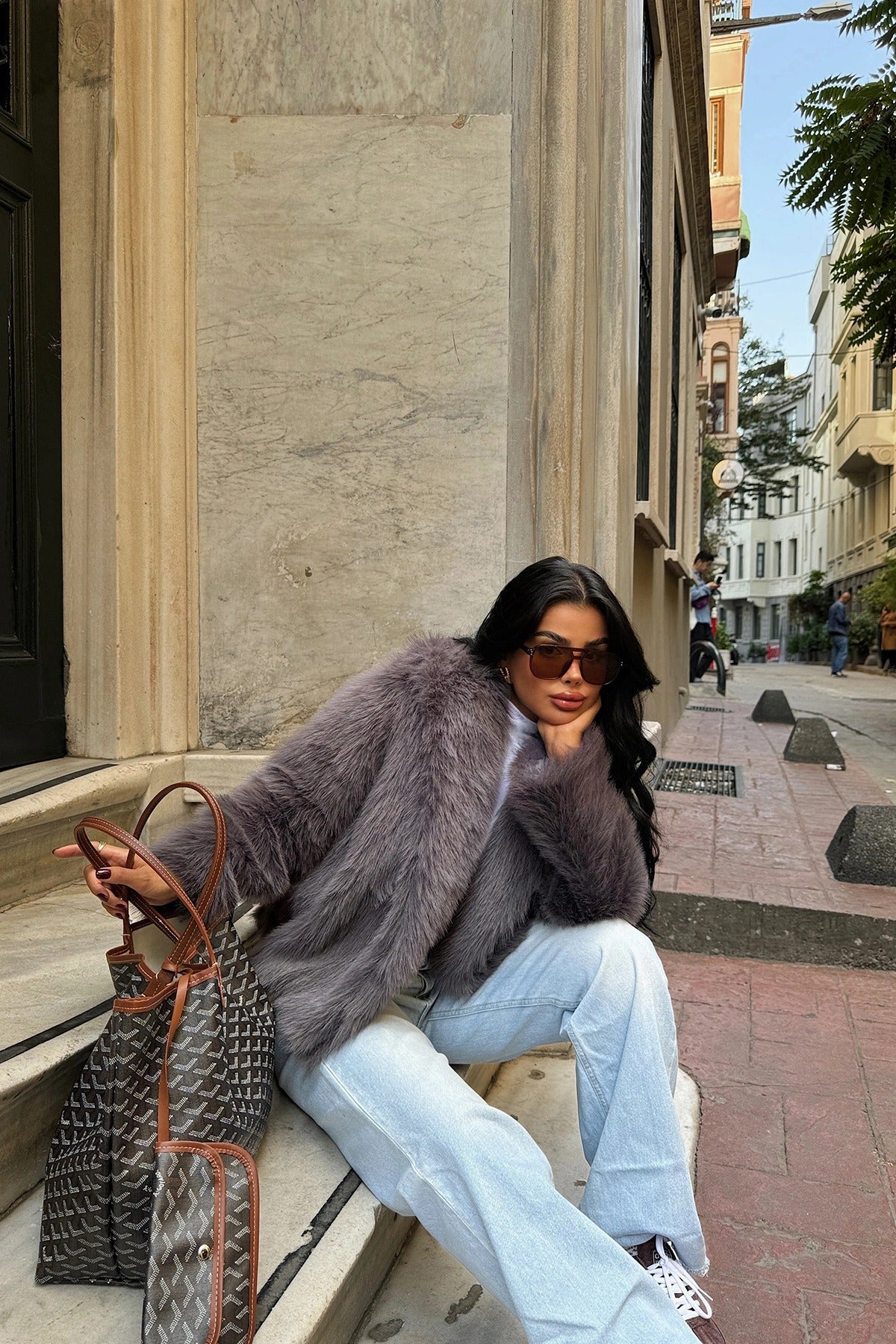 BELLA - ABRIGO DE PELO GRIS OSCURO