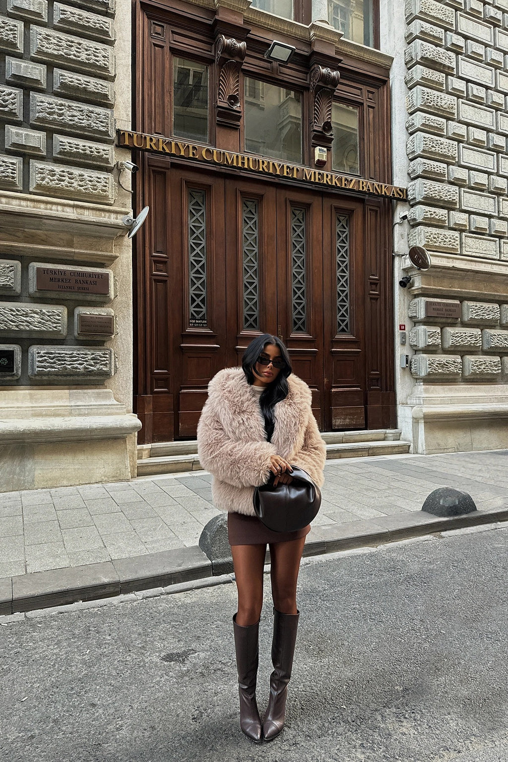 BELLA - ABRIGO DE PELO ROSA PALO