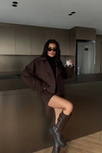 SARAH - CHAQUETA GABARDINA CORTA MARRÓN