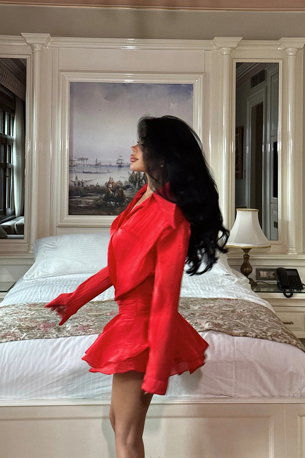 VALENTINA - VESTIDO MINI SATINADO ROJO