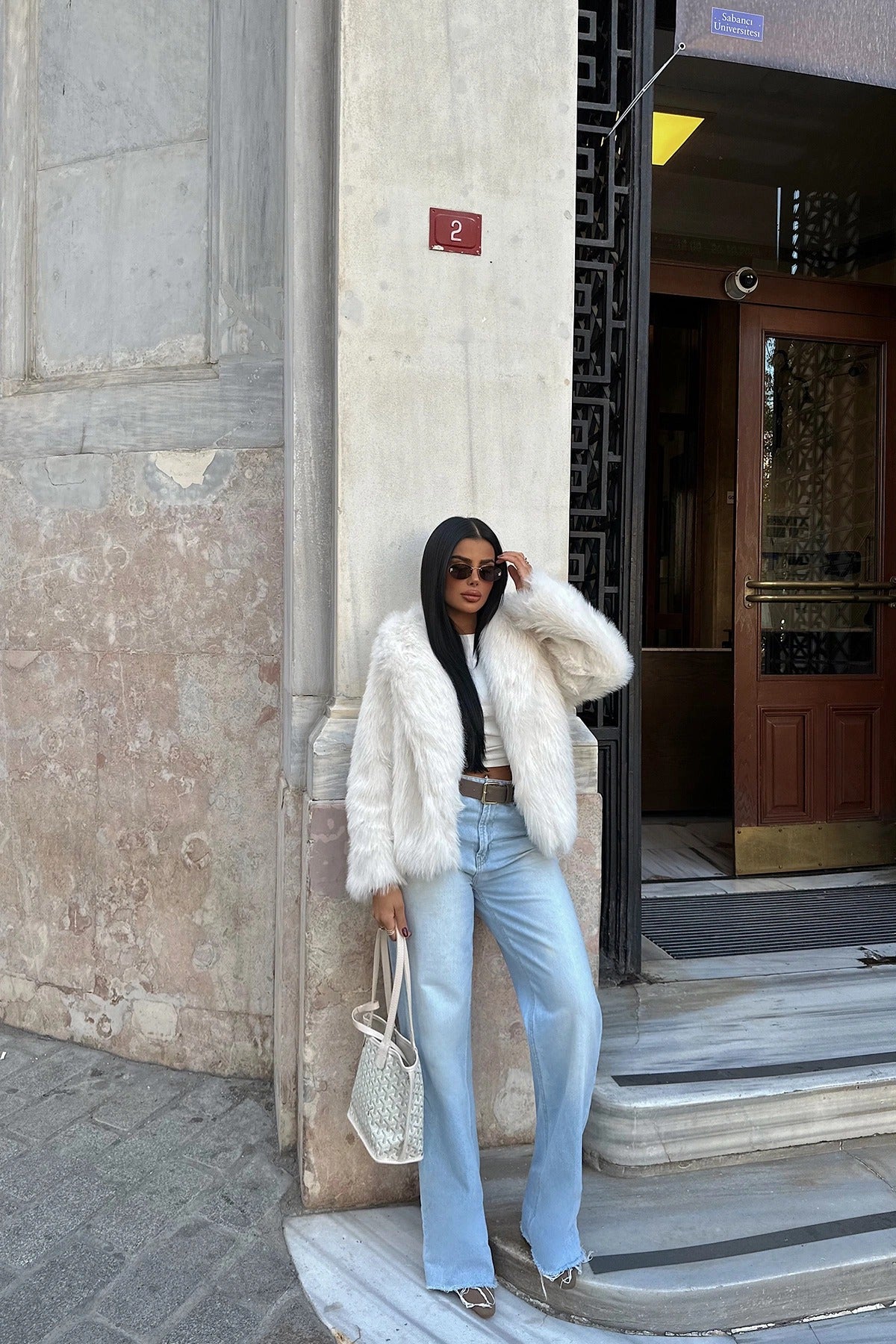 BELLA - ABRIGO DE PELO BLANCO