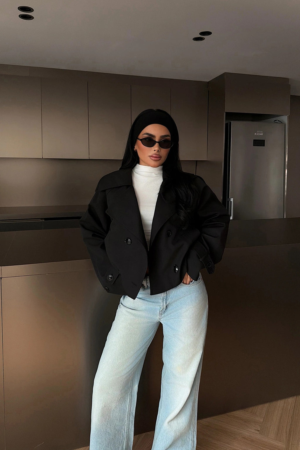 SARAH - CHAQUETA GABARDINA CORTA NEGRA