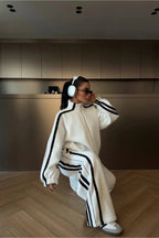 OLAYA - SET CHANDAL LINEAS BLANCO