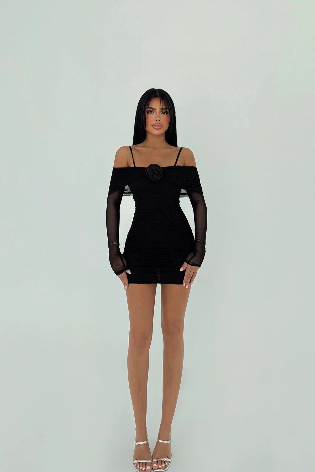 SELENA - VESTIDO MINI FLOR NEGRO