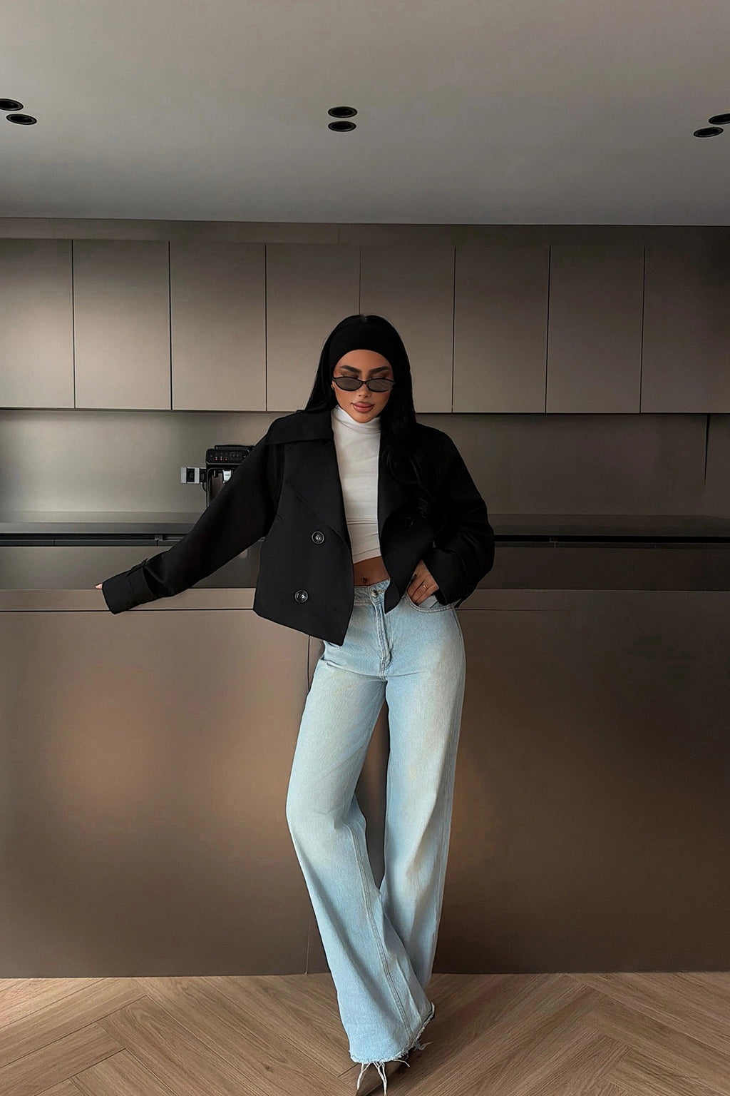 SARAH - CHAQUETA GABARDINA CORTA NEGRA